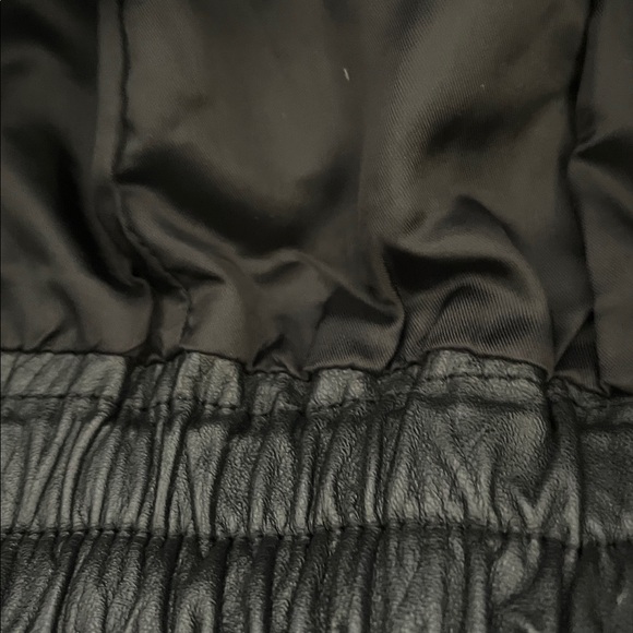 JFS signature leather skirt size medium - Picture 11 of 12